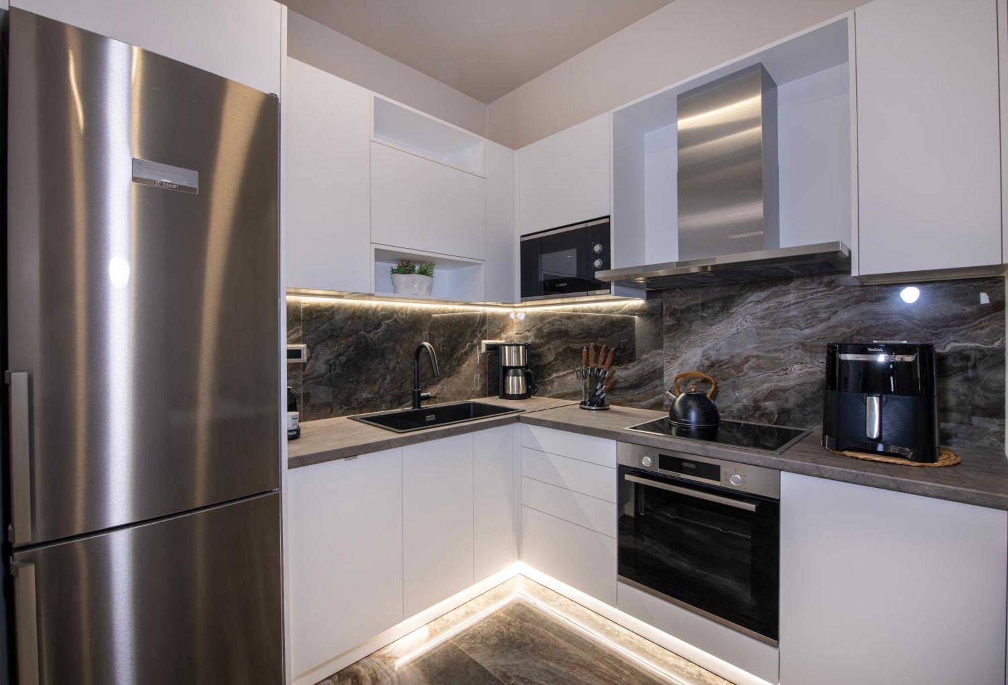 Cozy Rena Luxury Apartment Chania  Bagian luar foto